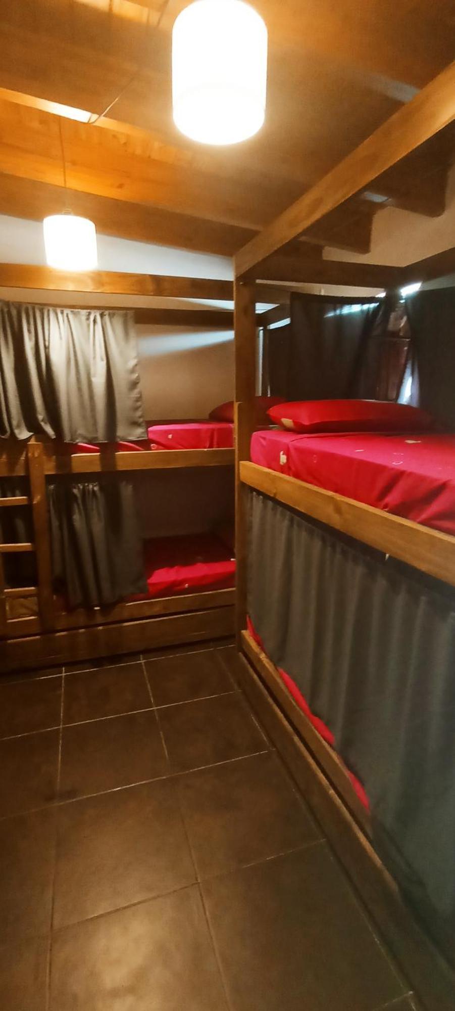 Gueemes Hostel Córdoba Exteriör bild