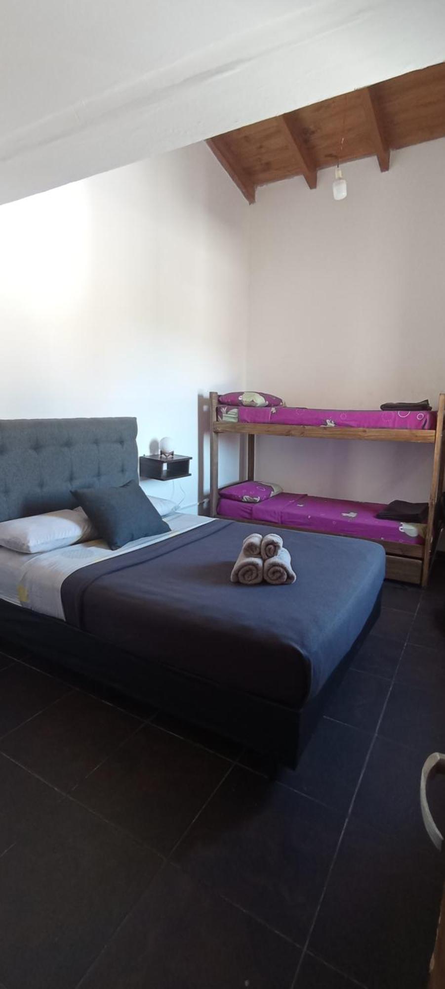 Gueemes Hostel Córdoba Exteriör bild