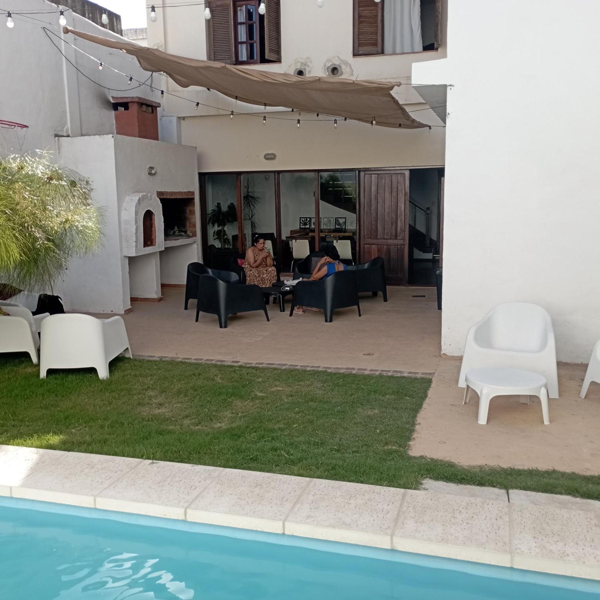 Gueemes Hostel Córdoba Exteriör bild